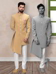 *Жёлтый индийский мужской костюм, украшенный скрученной шёлковой нитью с бисером