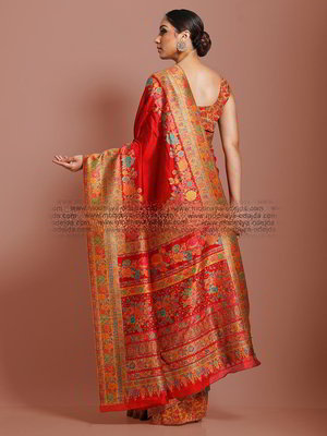 Рыже-оранжевое шёлковое индийское сари, украшенное вышивкой люрексом