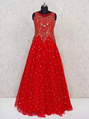Красное платье «в пол» / костюм из фатина без рукавов с пайетками