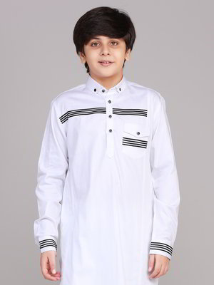 Белый хлопковый индийский костюм для мальчика