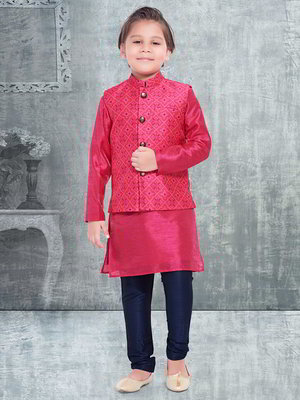 Пурпурный шёлковый национальный костюм для мальчика, украшенный печатным рисунком