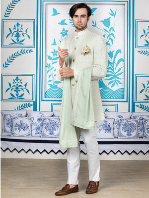 Зелёный шёлковый индийский мужской костюм