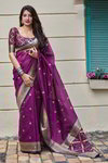 *Фиолетовое оригинальное красивое индийское сари из шёлка и жаккардовой ткани, украшенное вышивкой