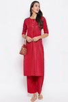 *Красное нарядное платье / костюм из крепа