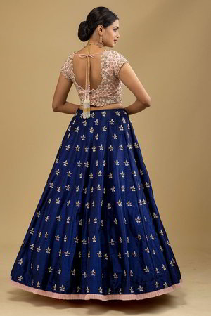 Тёмно-синий, персиковый и розовый индийский женский свадебный костюм лехенга (ленга) чоли из натурального шёлка с короткими рукавами, украшенный вышивкой