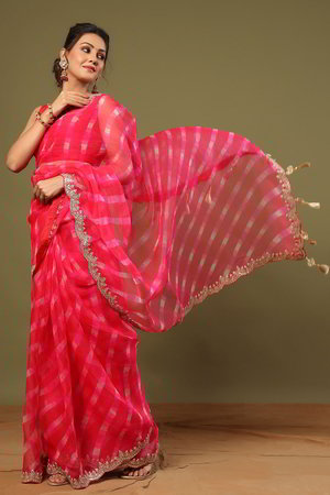 Золотое и розовое индийское сари из креп-жоржета и органзы, украшенное печатным рисунком, вышивкой с аппликацией