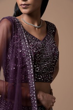 Фиолетовый индийский женский свадебный костюм лехенга (ленга) чоли из крепа и фатина без рукавов, украшенный вышивкой