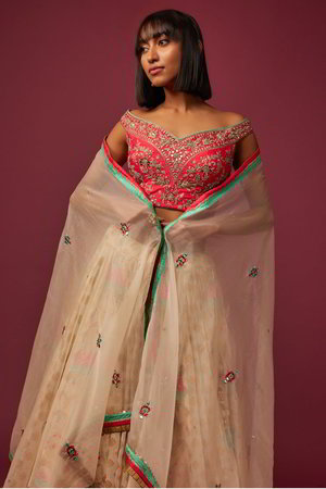 Белый и розовый индийский женский свадебный костюм лехенга (ленга) чоли из креп-жоржета и шёлка без рукавов, украшенный вышивкой
