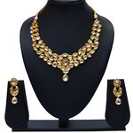 *Молочное и золотое индийское украшение на шею с искусственными камнями