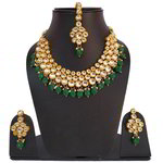 *Зелёное и золотое индийское украшение на шею с искусственными камнями