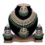 *Зелёное и золотое индийское украшение на шею с искусственными камнями