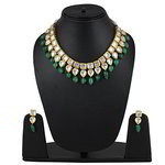 *Зелёное и золотое индийское украшение на шею с искусственными камнями