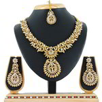 *Золотое индийское украшение на шею со стразами