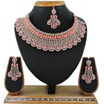 *Золотое и розовое индийское украшение на шею со стразами