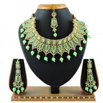 *Зелёное и золотое индийское украшение на шею со стразами