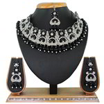 *Чёрное, золотое и серое индийское украшение на шею со стразами