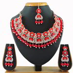 *Бордовое, золотое и красное индийское украшение на шею со стразами