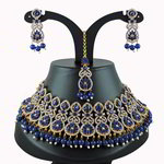 *Золотое и синее индийское украшение на шею со стразами, перламутровыми бусинками