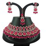 *Золотое и розовое индийское украшение на шею со стразами, перламутровыми бусинками