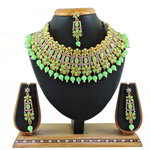 *Зелёное и золотое индийское украшение на шею со стразами