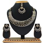 *Чёрное, золотое и серое индийское украшение на шею со стразами