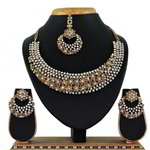 *Золотое индийское украшение на шею со стразами