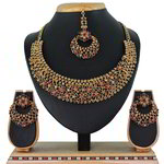 *Разноцветное и золотое индийское украшение на шею со стразами