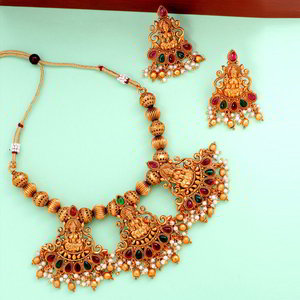 Разноцветное, цвета меди и золотое медное индийское украшение на шею со стразами, перламутровыми бусинками