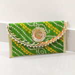 *Зелёная хлопковая женская сумочка-клатч, украшенная вышивкой с аппликацией