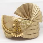 *Золотой индийский тюрбан (чалма) из шёлкового атласа с кружевами