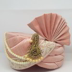 *Розовый шёлковый индийский тюрбан (чалма), украшенный скрученной шёлковой нитью с кружевами