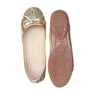 Золотая индийская женская обувь с пайетками