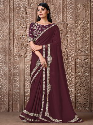 Фиолетовое индийское сари из креп-жоржета и шёлка, украшенное вышивкой люрексом со стразами