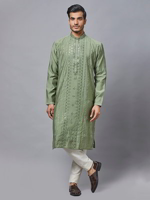 Оливковый шёлковый индийский национальный мужской костюм с кусочками зеркалец