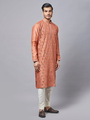 Цвета меди и коричневый индийский национальный мужской костюм из шёлка с кусочками зеркалец