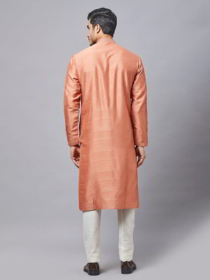 Цвета меди и коричневый индийский национальный мужской костюм из шёлка с кусочками зеркалец
