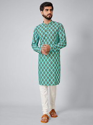 Зелёный хлопко-шёлковый индийский национальный мужской костюм, украшенный печатным рисунком
