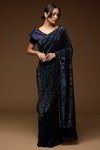*Синее изумительное нарядное красивое свадебное индийское сари из фатина, украшенное вышивкой