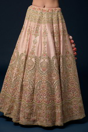 Лососевый и розовый индийский женский свадебный костюм лехенга (ленга) чоли из натурального шёлка с рукавами ниже локтя, украшенный вышивкой